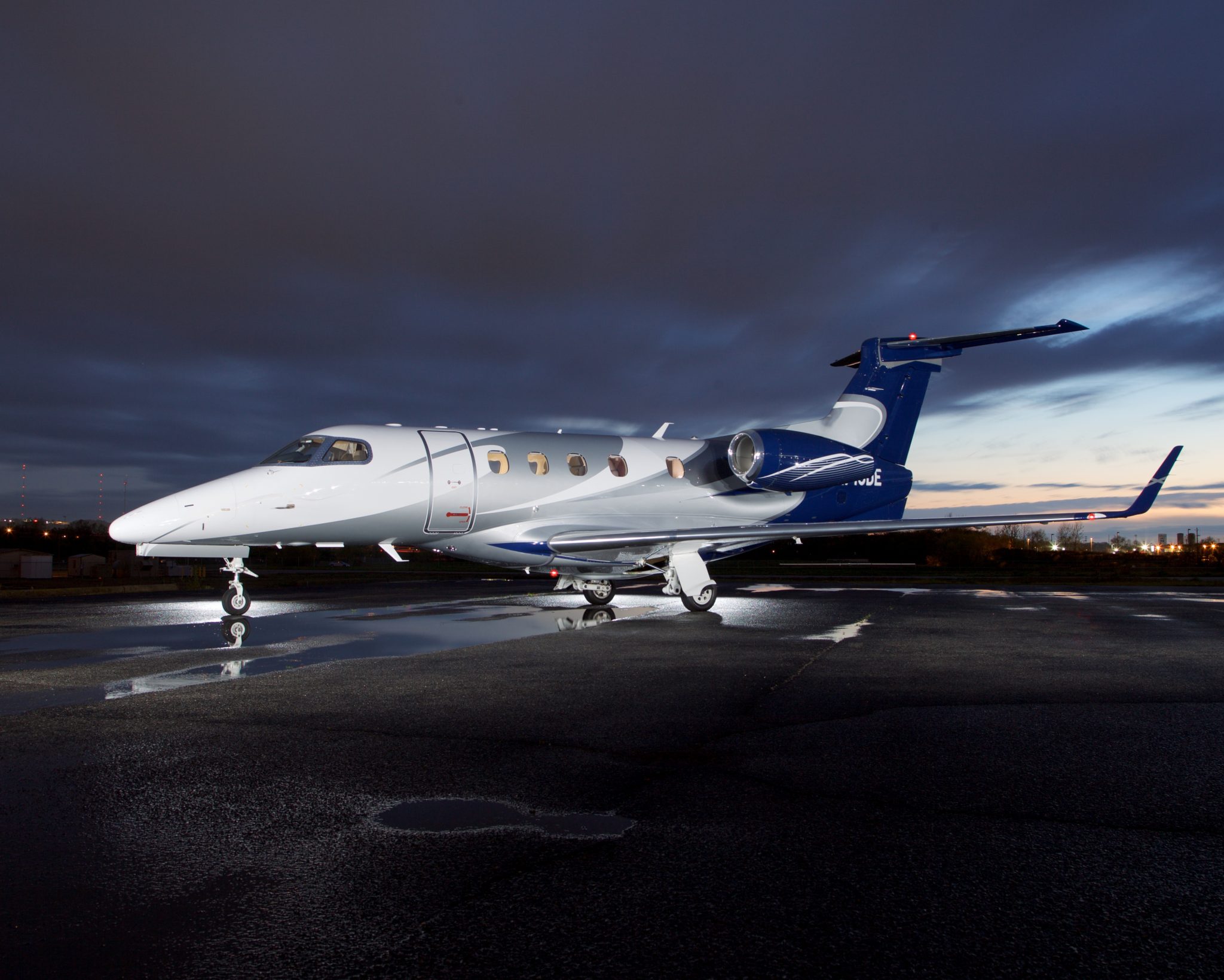 2014 Embraer Phenom 300