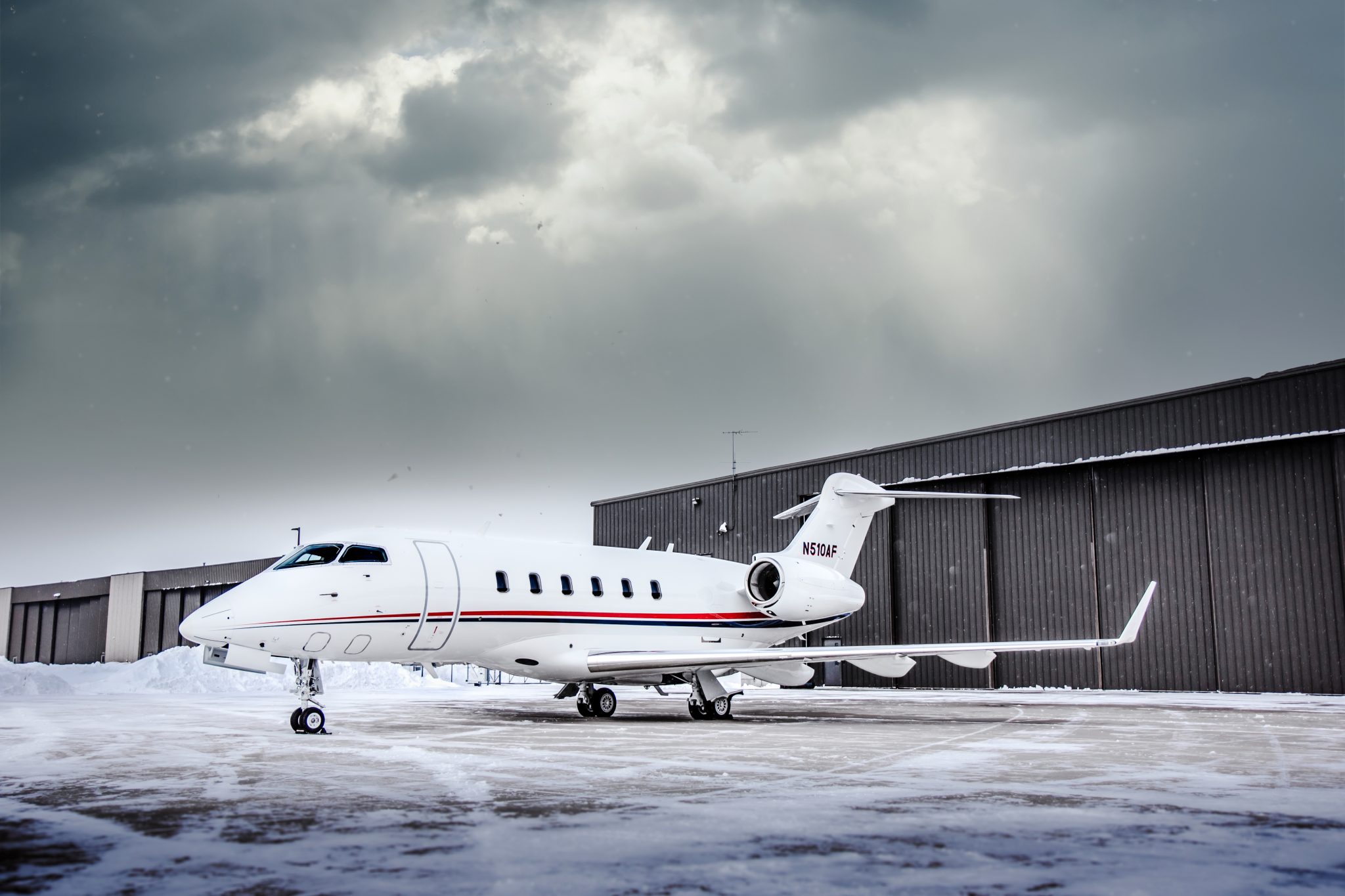 2011 Bombardier Challenger 300