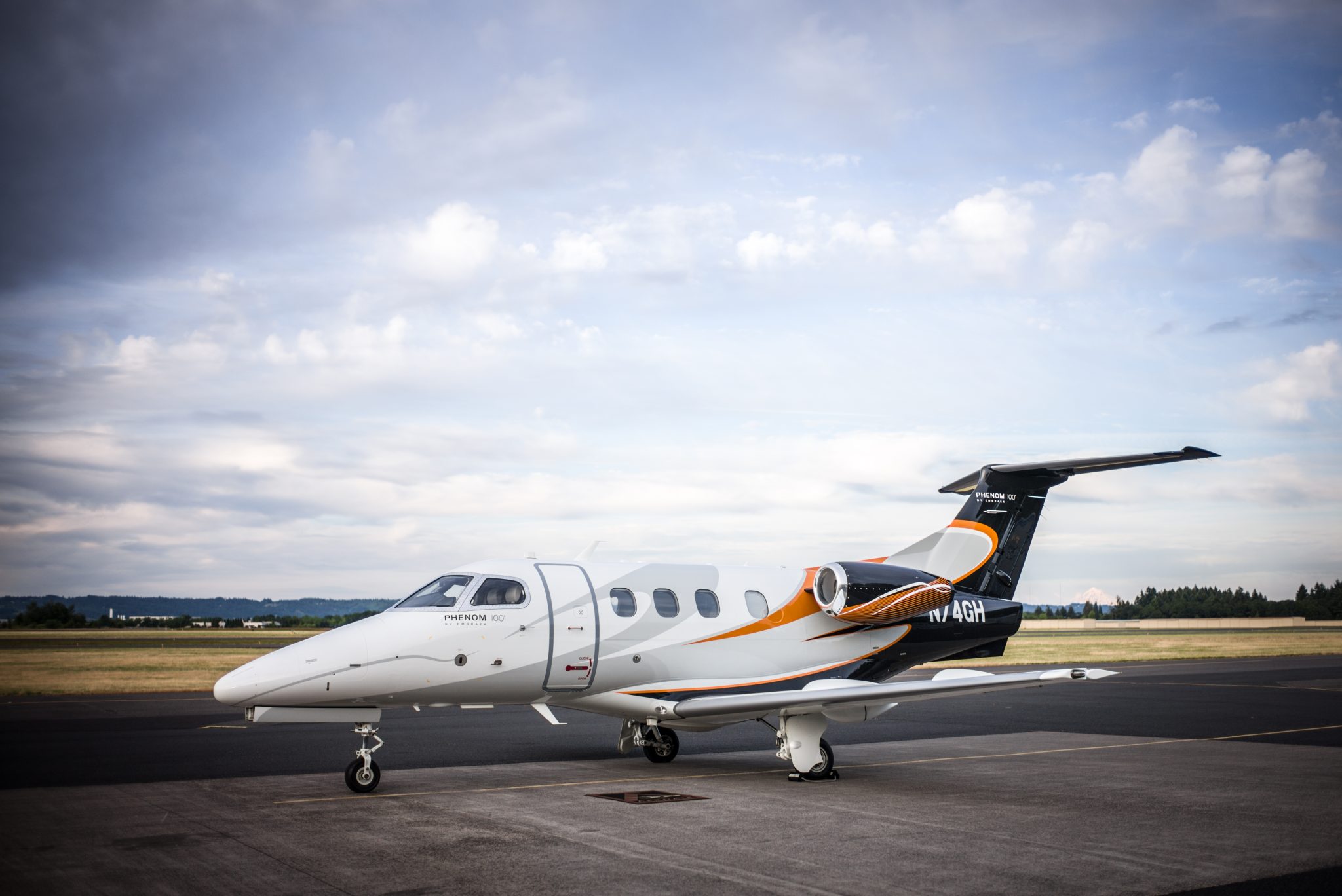 2011 Embraer Phenom 100