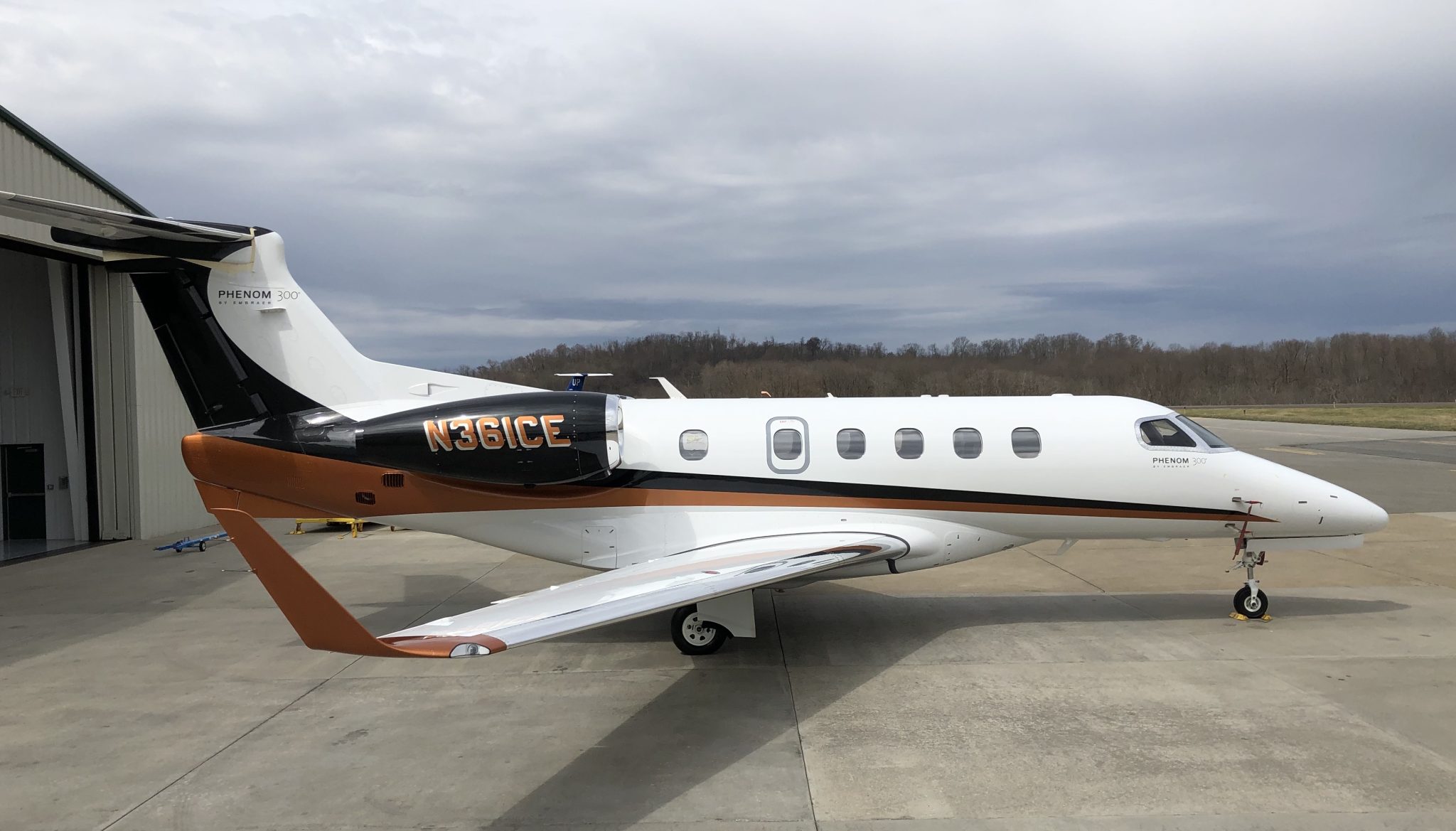 2013 Embraer Phenom 300