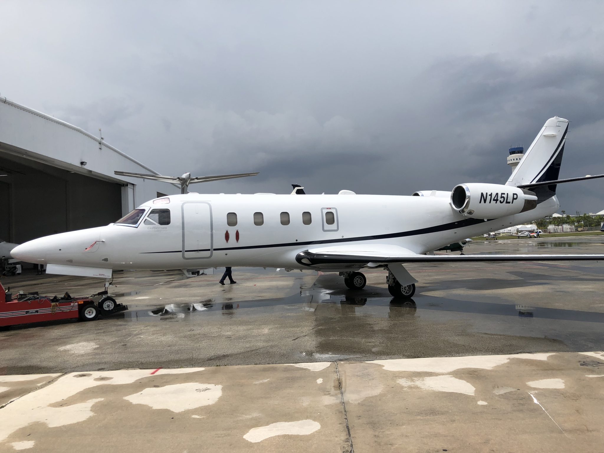 2002 Gulfstream G100