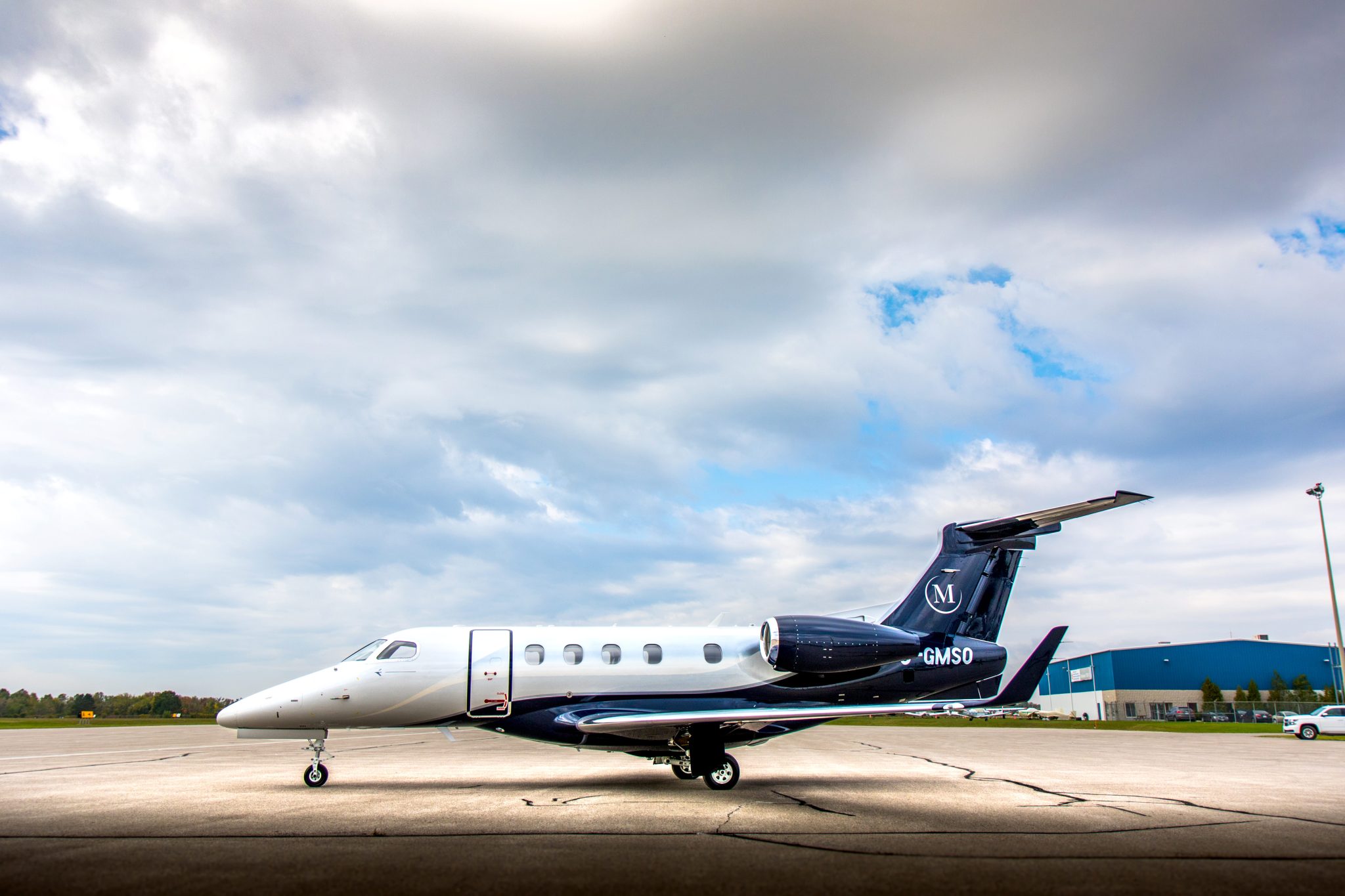 2015 Embraer Phenom 300