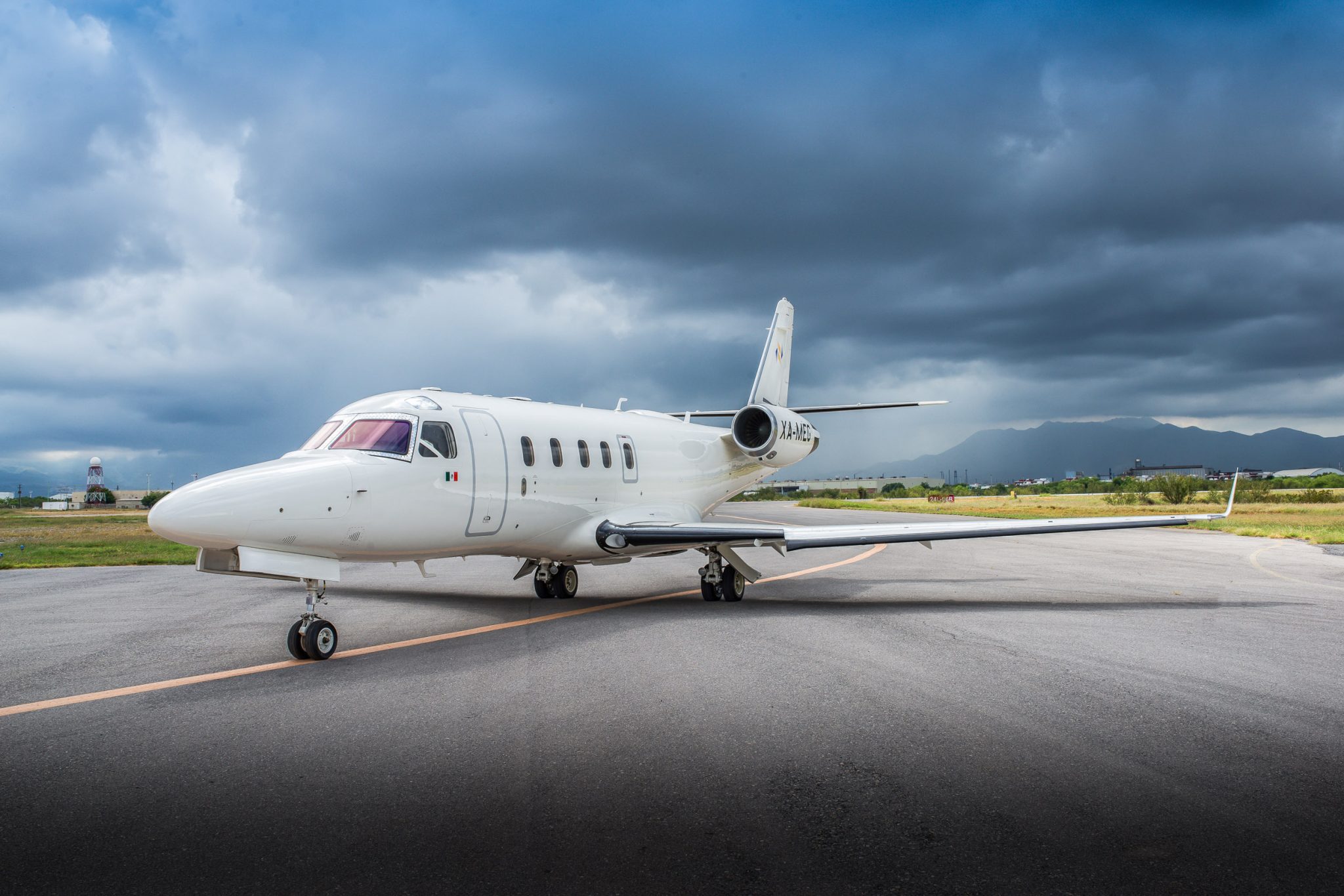 2004 Gulfstream G100