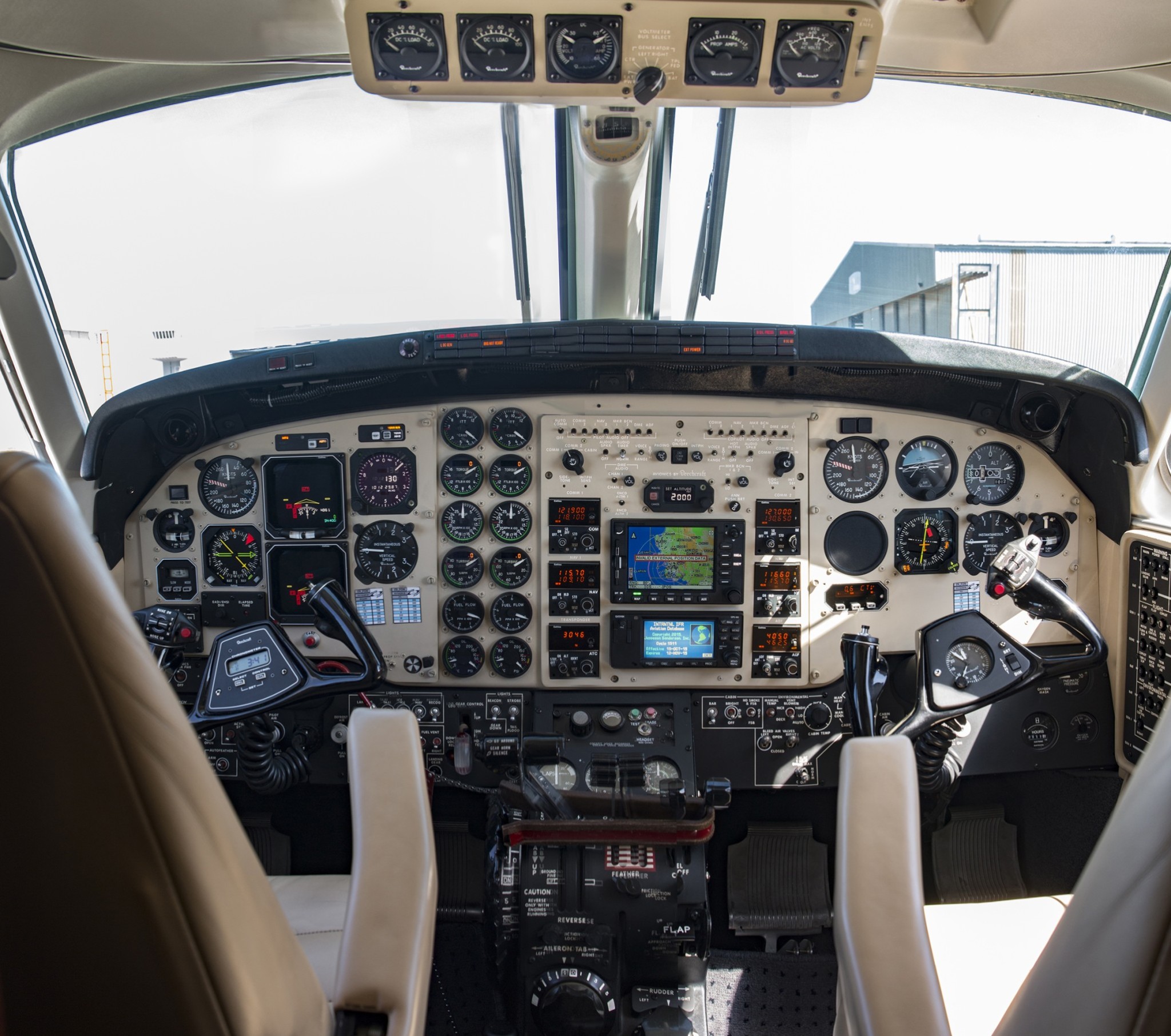 King_Air_Cockpit_sml