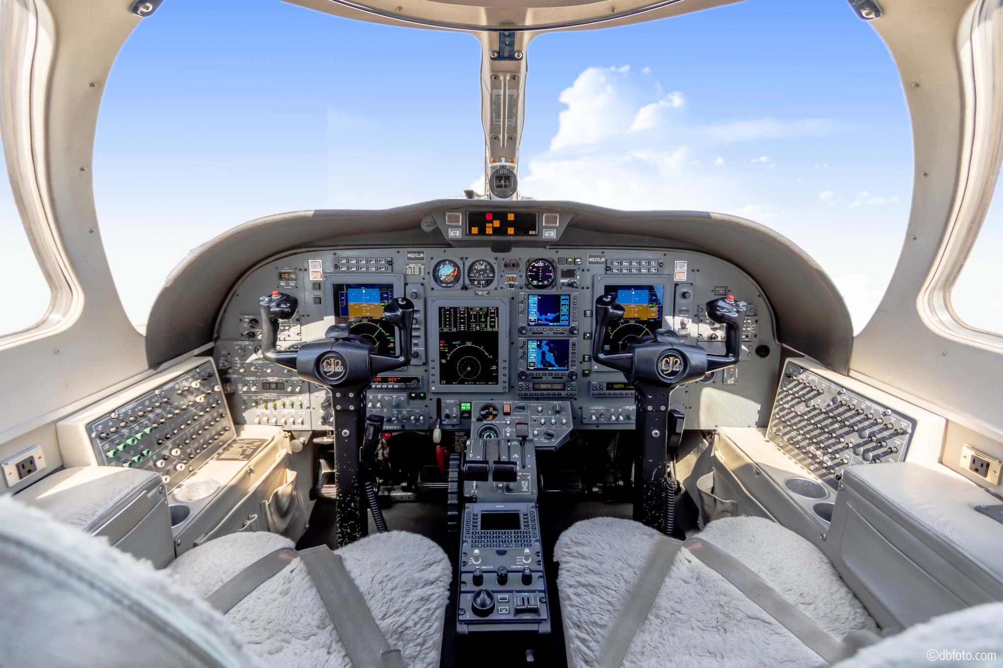 Flight-Deck-©dbfoto1.jpg