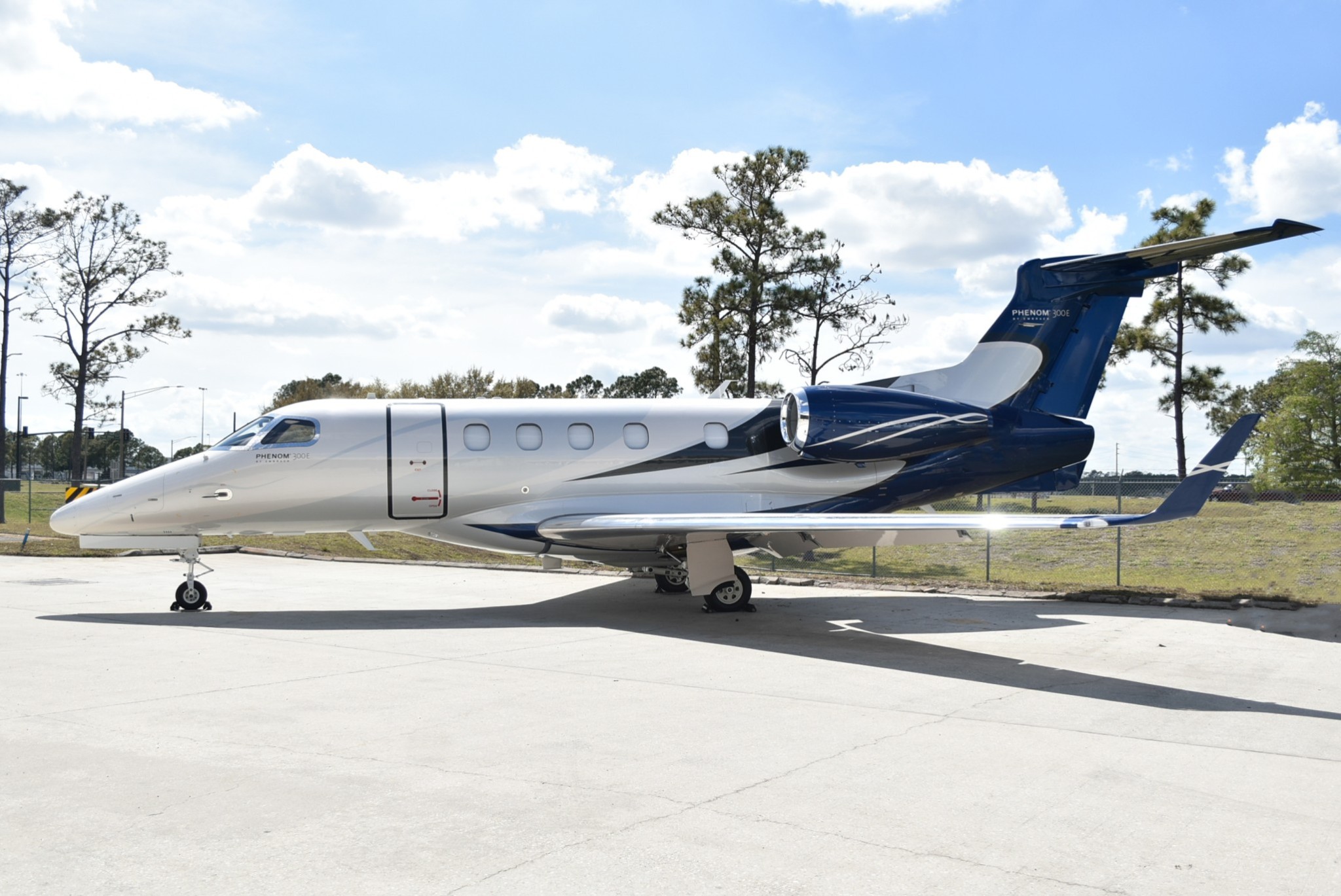 2020 Embraer Phenom 300E