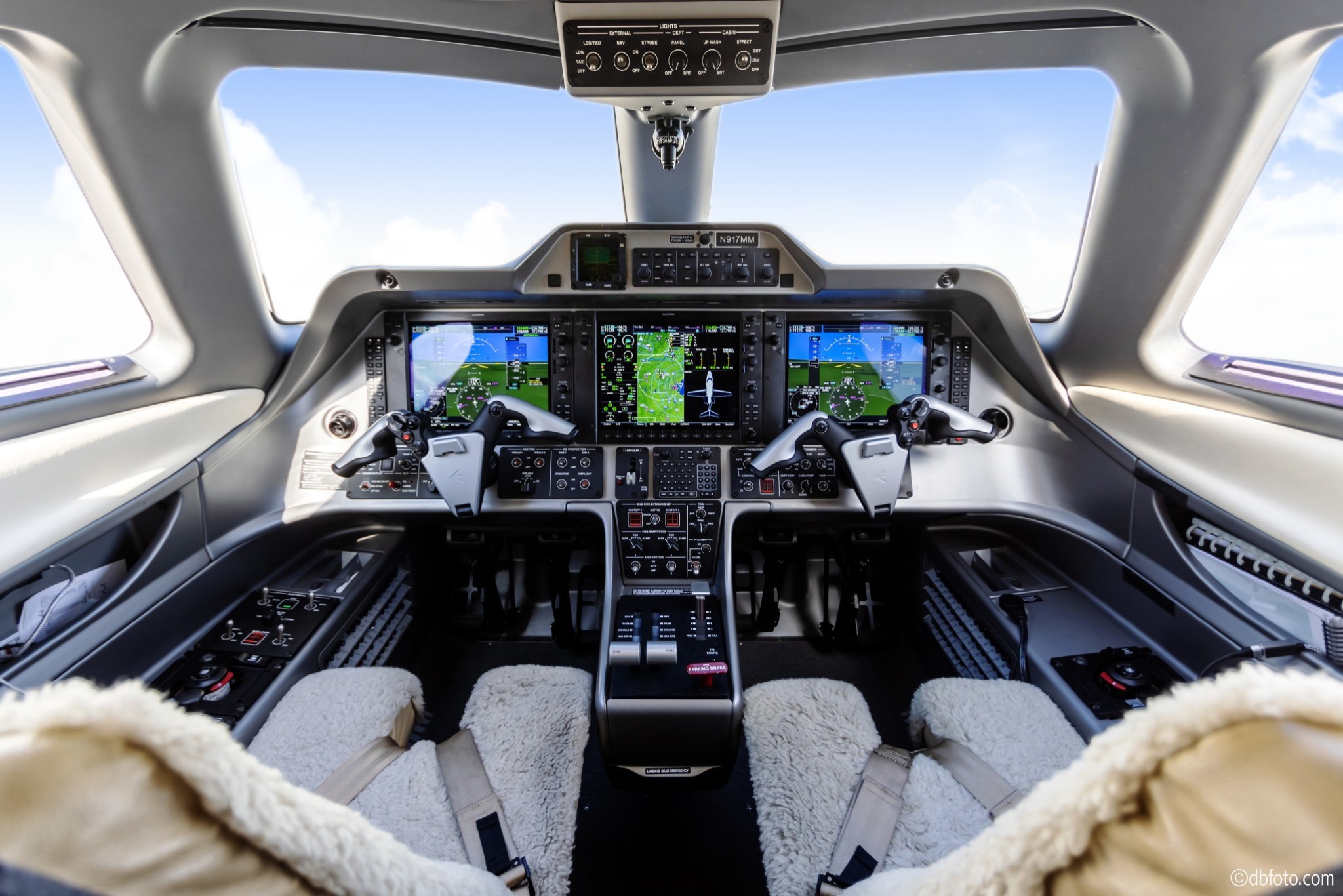 Flight Deck ©dbfoto3