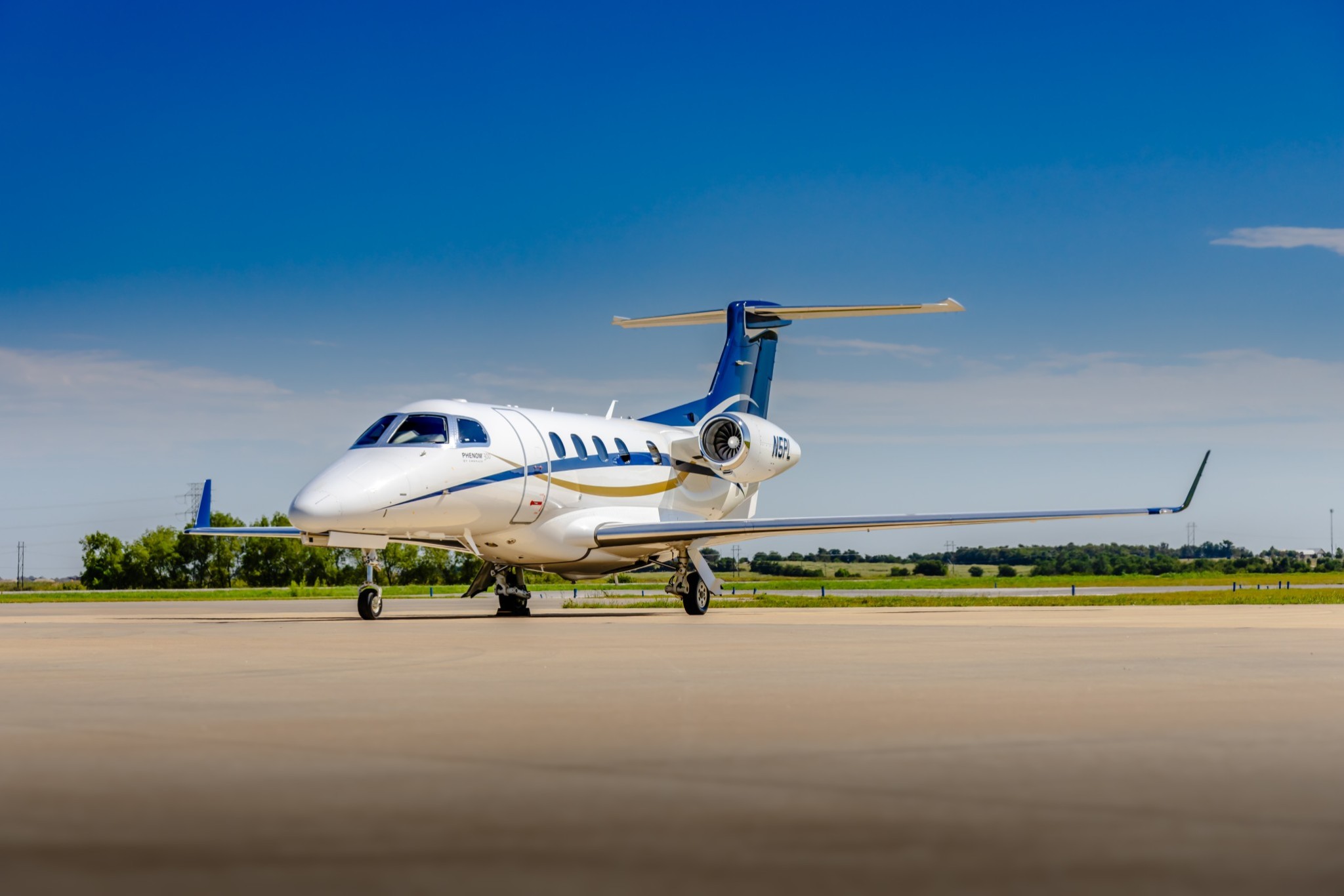 2016 Embraer Phenom 300 SN 50500337