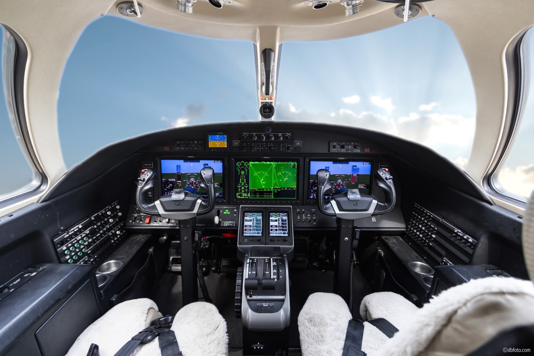 Flight Deck ©dbfoto1