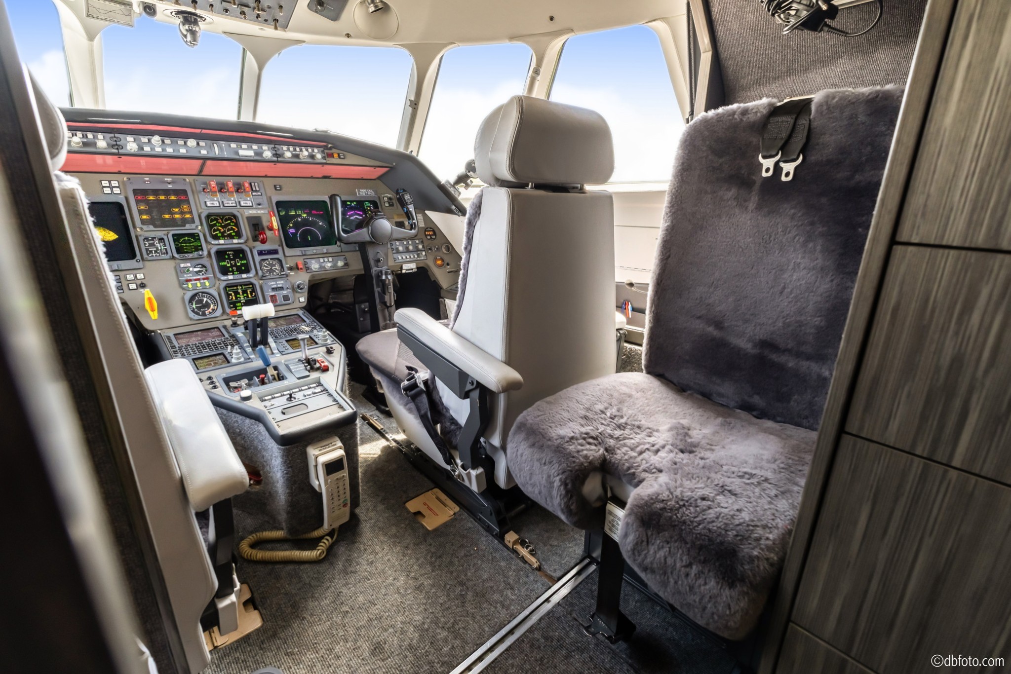 ©dbfoto Flight Deck4