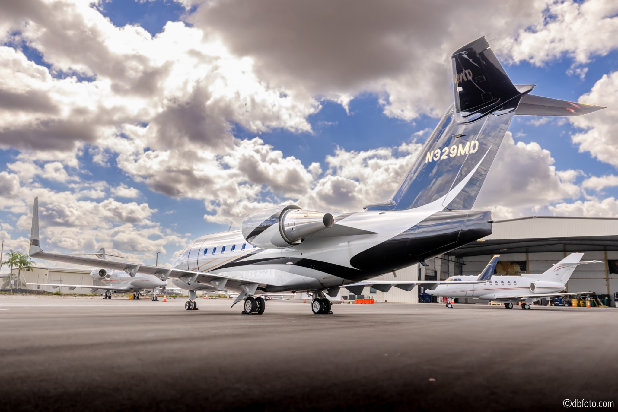 1992 Challenger 601-3A - jetAVIVA - Life Is Short, Fly a Jet.