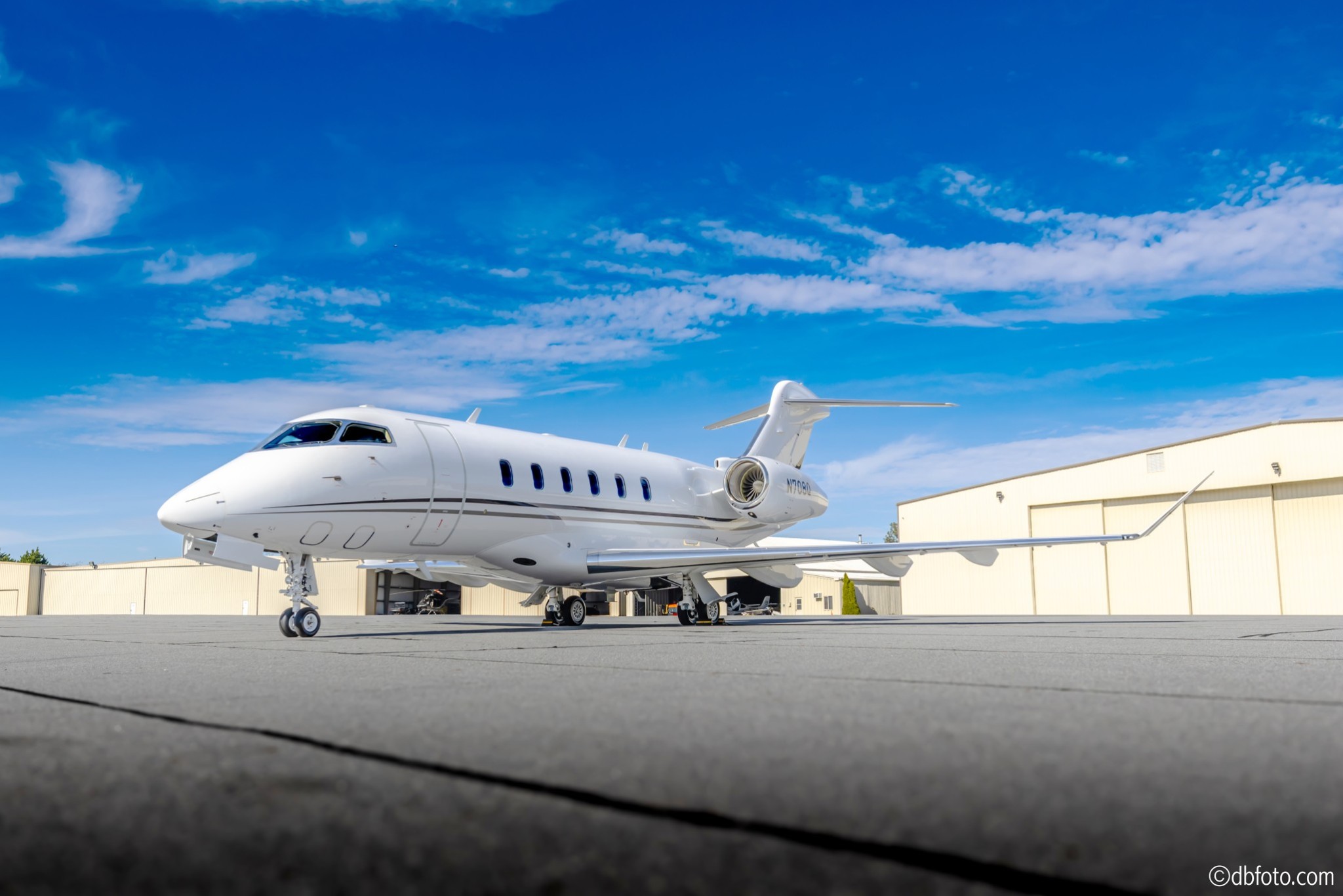2020 Challenger 350 - jetAVIVA - Life Is Short, Fly a Jet.