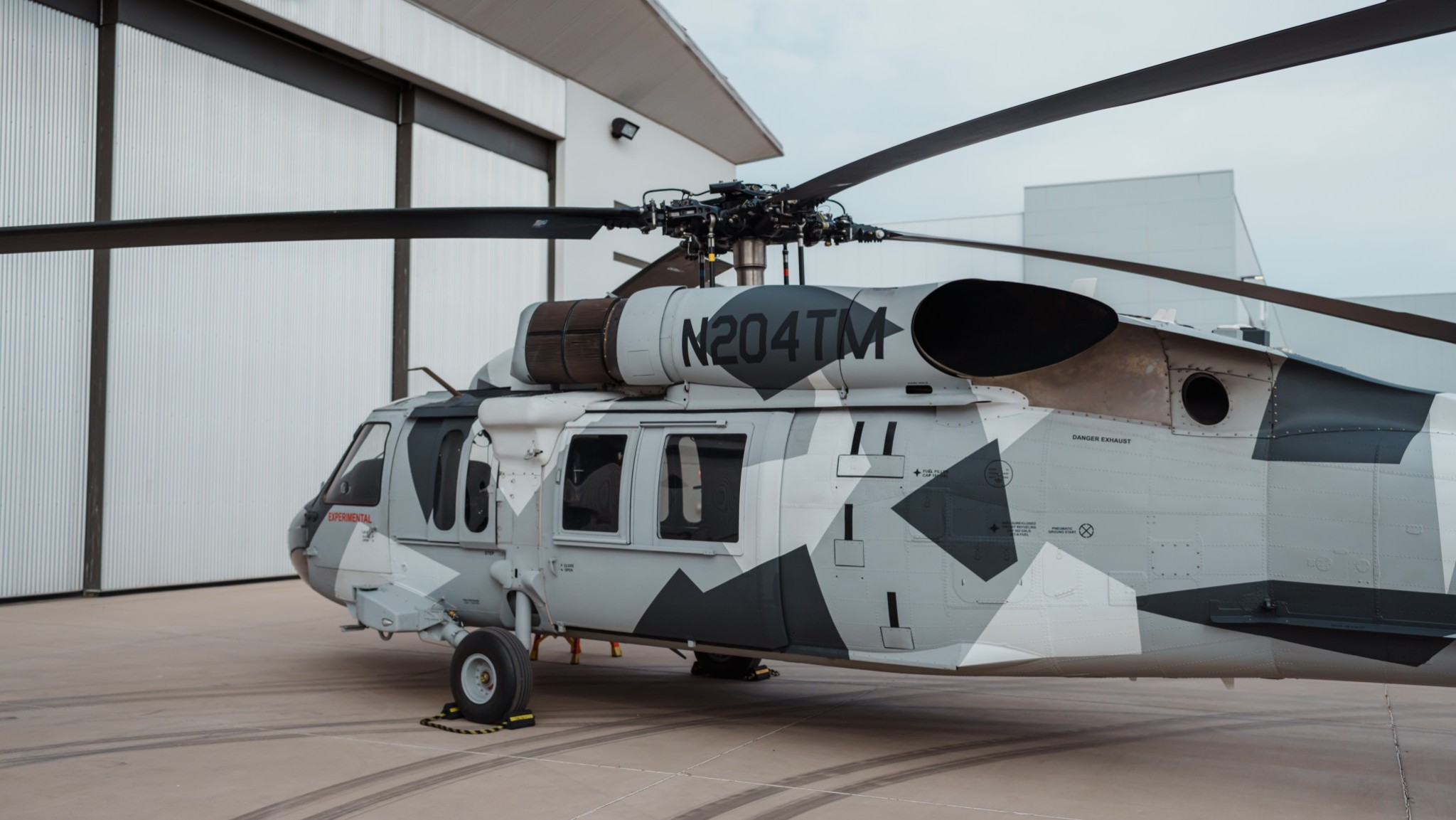 1983 Sikorsky UH-60L Black Hawk - jetAVIVA - Life Is Short, Fly a Jet.
