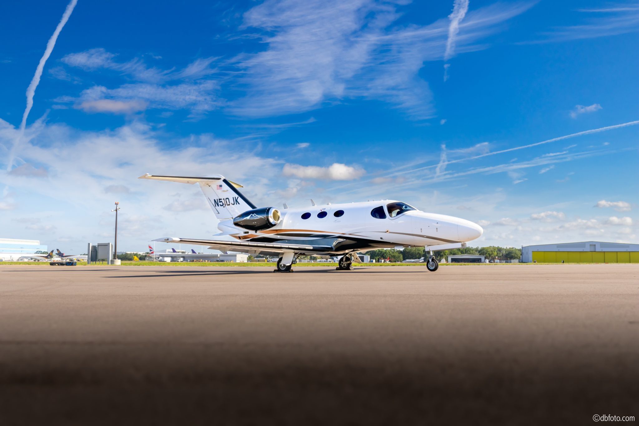 ©dbfoto Exterior24